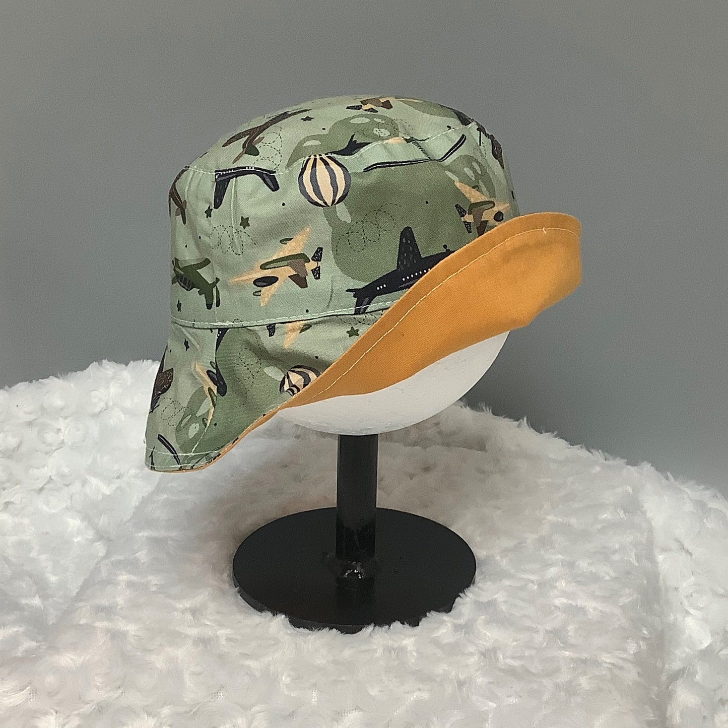 Reversible summer hat