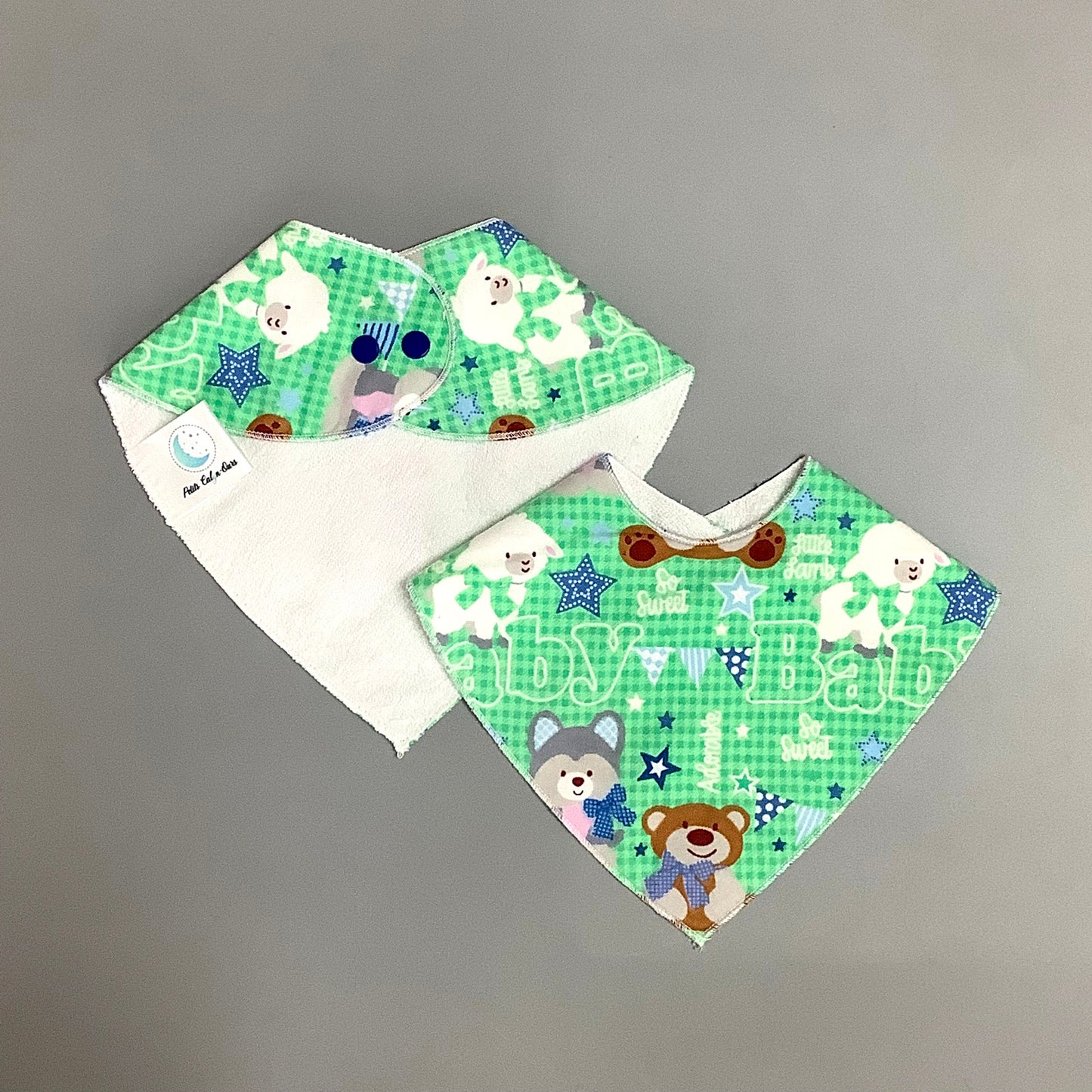 Bavoir - Oursons, Loup et moutons vert