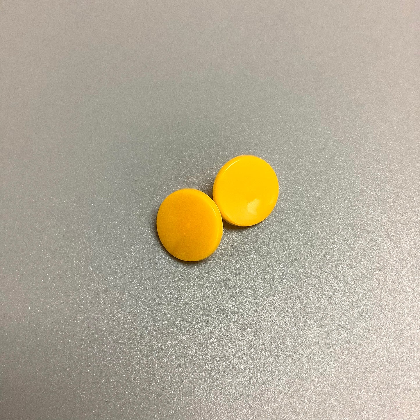 Gray diamond teething bib