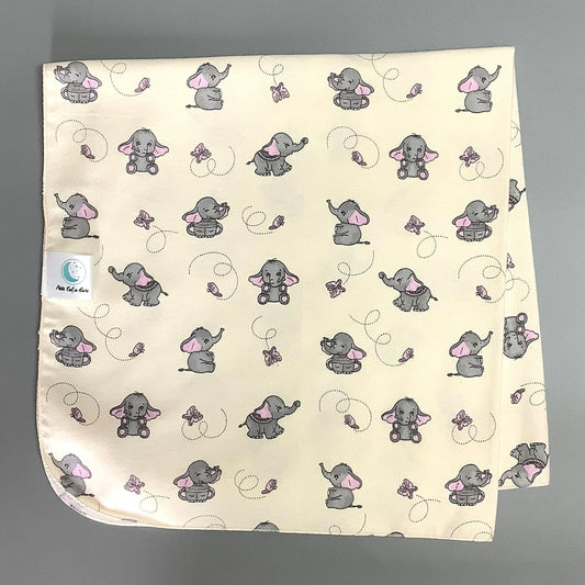 Produit idéal pour endormir vos petits trésors!  Doudou en flannel 100% coton