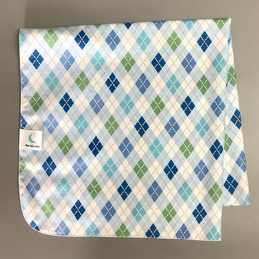 Produit idéal pour endormir vos petits trésors!  Doudou en flannel 100% coton